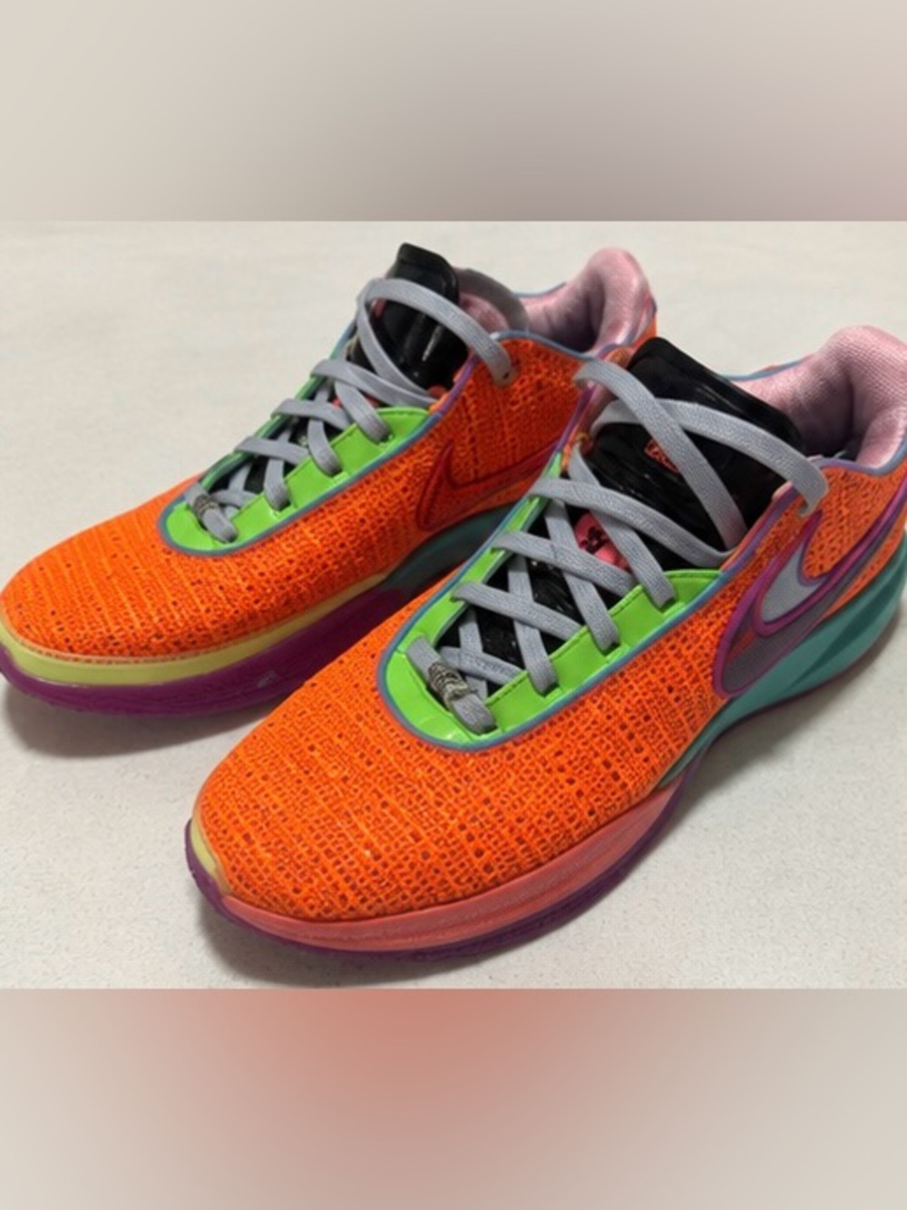 Nike LeBron XX "Chosen 1"
Total Orange / Vivid Purple / Green Strike / Hot Punch